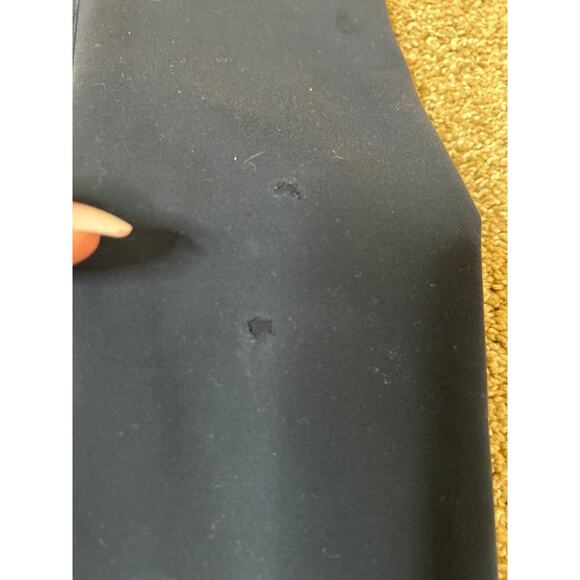 Lululemon leggings Navy blue SZ 2 pull on full length - flawed - small hole - Picture 5 of 7